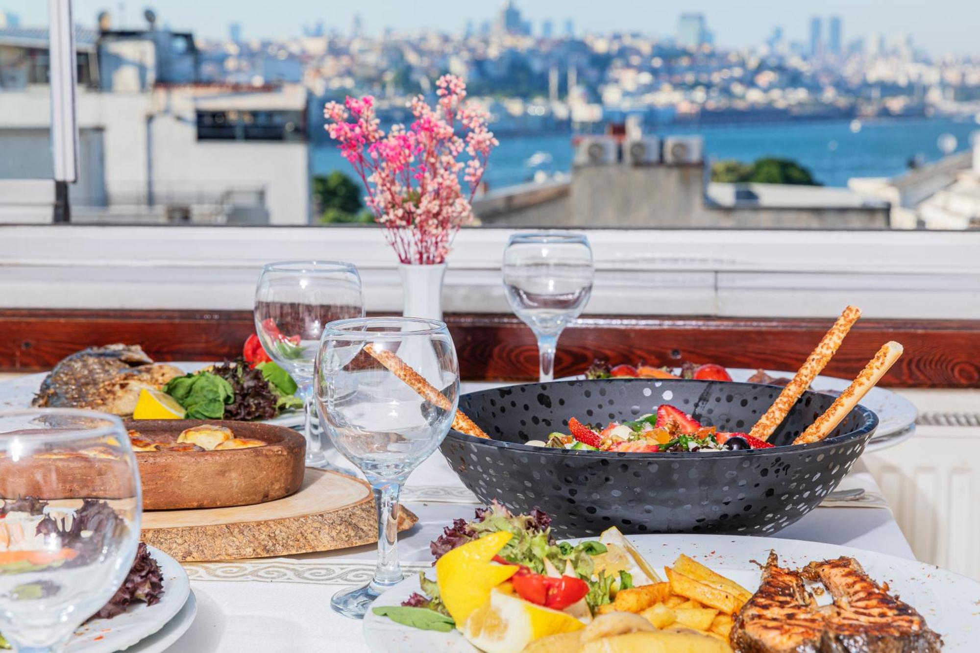 Hotel Ipek Palas Isztambul Kültér fotó